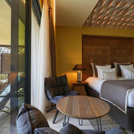 Les Regalia & Hotel 5*