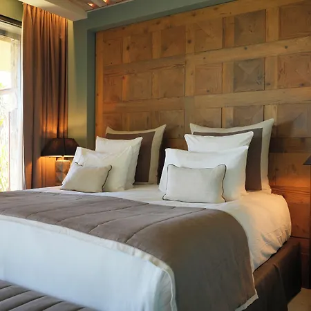 Hotel Les Regalia &