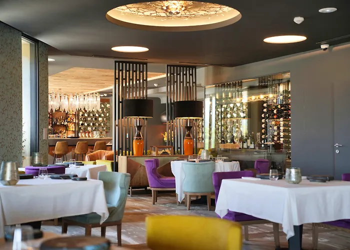 Les Regalia & Hotel 5*