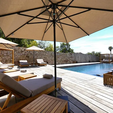 Les Regalia & Hotel 5*